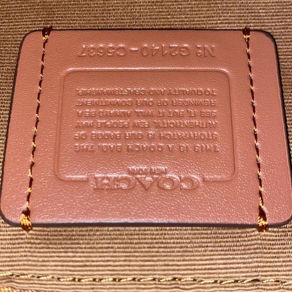 Coach Dempsey 22 Tote bag - Picture 7 of 7